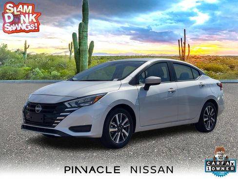 Certified 2025 Nissan Versa SV image 1