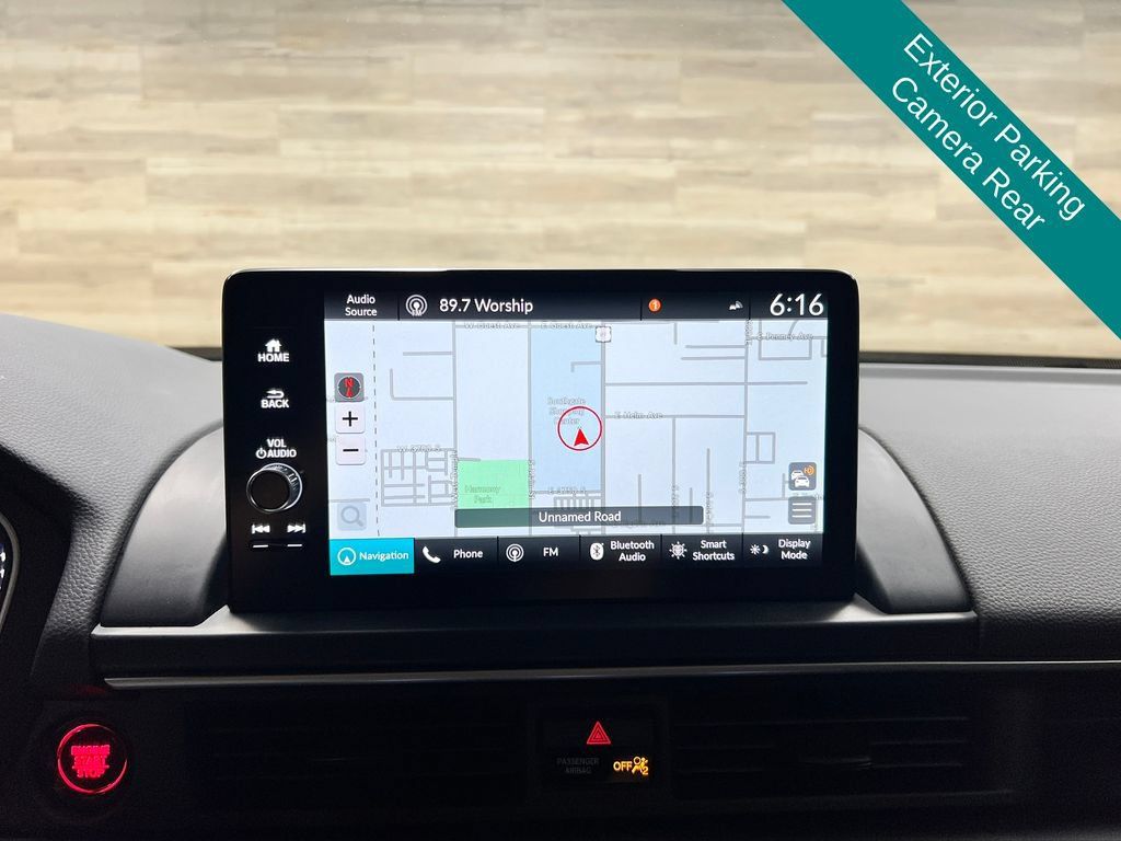 Used 2025 Honda Pilot Elite image 16