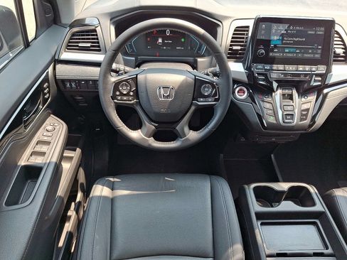 Certified 2023 Honda Odyssey Touring image 12