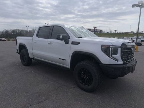 Used 2023 GMC Sierra 1500 AT4X image 10