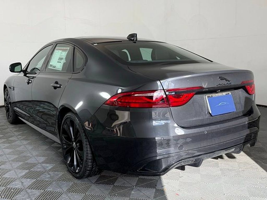 New 2024 Jaguar XF R-Dynamic SE AWD/4WD image 4