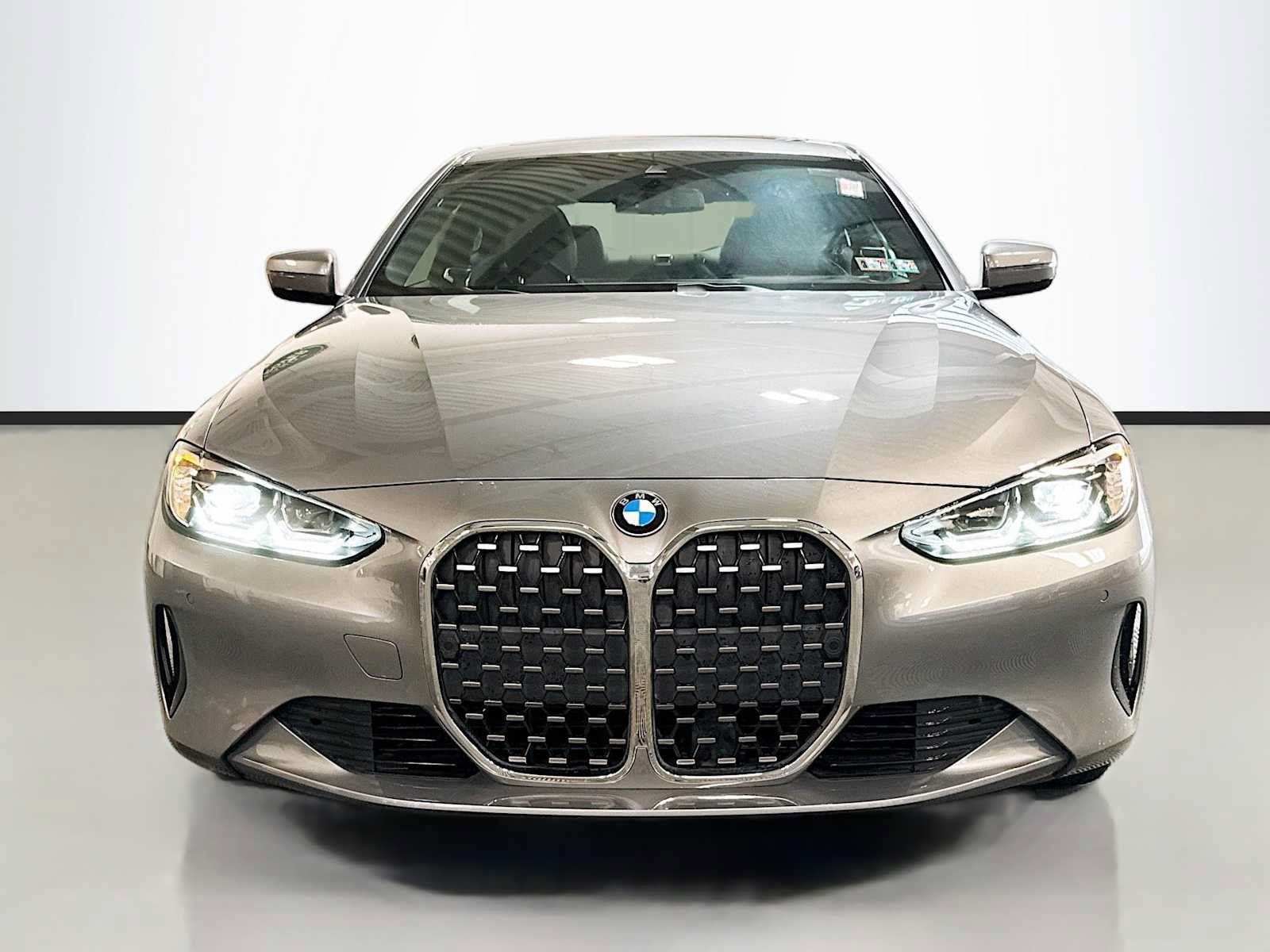 Used 2024 BMW 430i xDrive Coupe w/ Premium Package AWD/4WD image 2