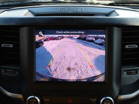 Used 2021 RAM 1500 Big Horn image 11