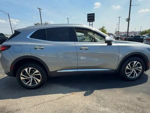 Used 2023 Buick Envision Essence FWD image 9