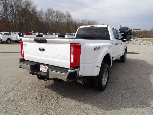 Used 2024 Ford F350 XLT w/ FX4 Off-Road Package image 7