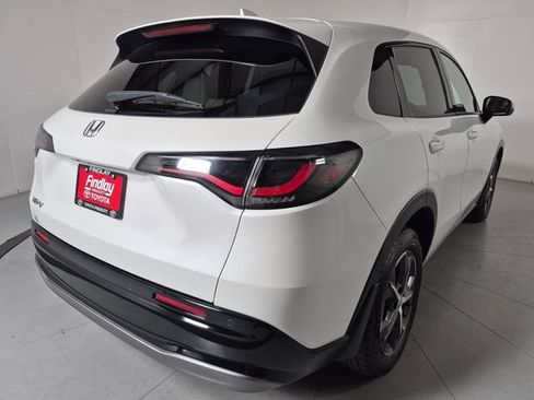 Used 2023 Honda HR-V EX-L image 4