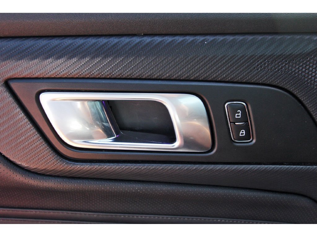 Used 2025 Ford Mustang Convertible RWD image 22