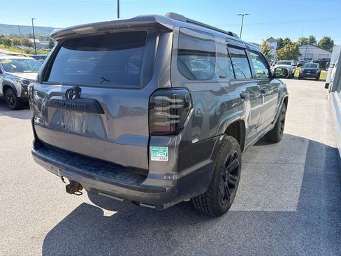 Used 2015 Toyota 4Runner Limited AWD/4WD image 9