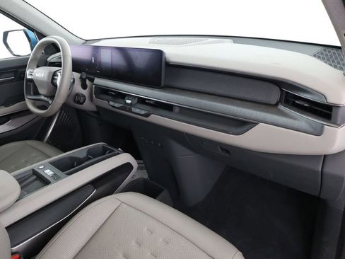 Used 2024 Kia EV9 Wind image 26