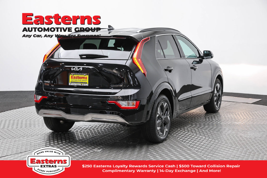 Used 2023 Kia Niro Wind w/ Wind Preserve Package FWD image 6