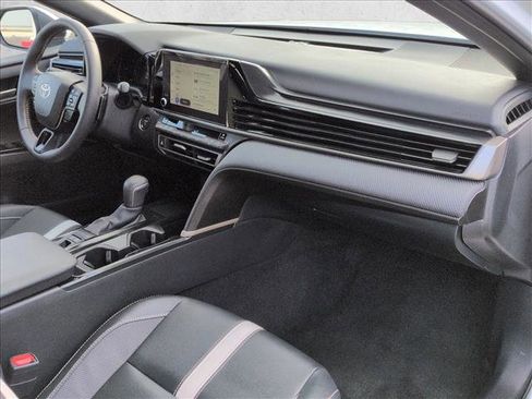 Certified 2025 Toyota Camry SE image 21