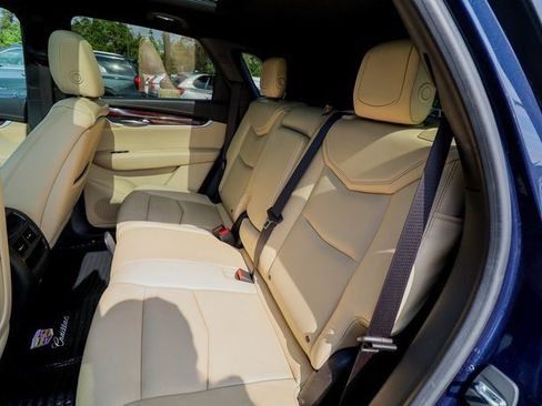 Used 2017 Cadillac XT5 Luxury w/ Driver Awareness Package image 41