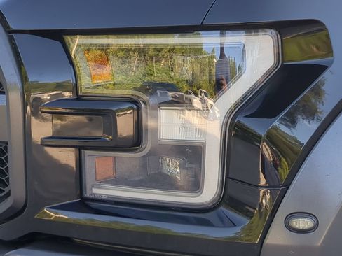 Certified 2018 Ford F150 Raptor w/ Equipment Group 802A Luxury AWD/4WD image 44