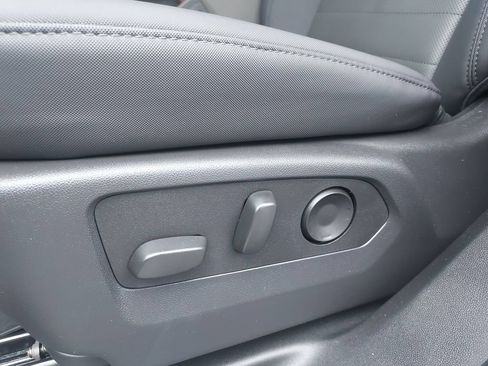 Used 2025 GMC Hummer EV 3X AWD/4WD image 18