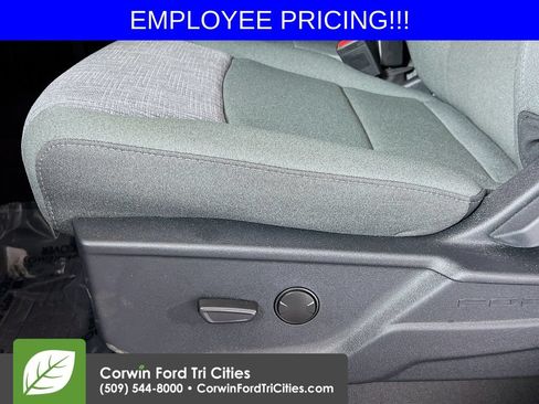 New 2026 Ford F250 XLT w/ XLT Premium Package AWD/4WD image 23