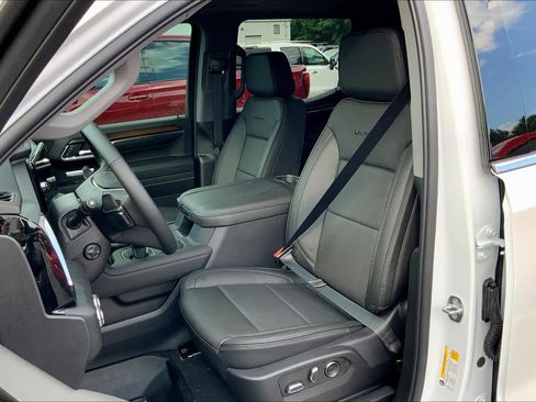 New 2024 GMC Sierra 1500 Denali w/ Technology Package image 9