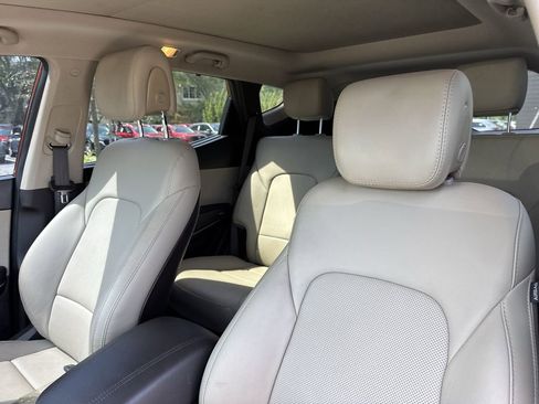 Used 2017 Hyundai Santa Fe Sport w/ 2.4L Tech Package 04 image 43