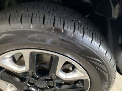 Used 2018 Jeep Compass Trailhawk image 29