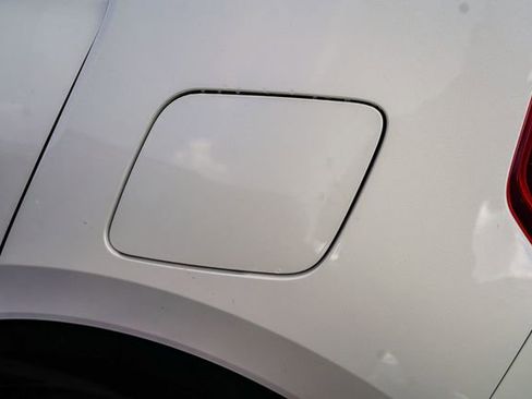 Certified 2025 Kia Niro SX Touring image 12