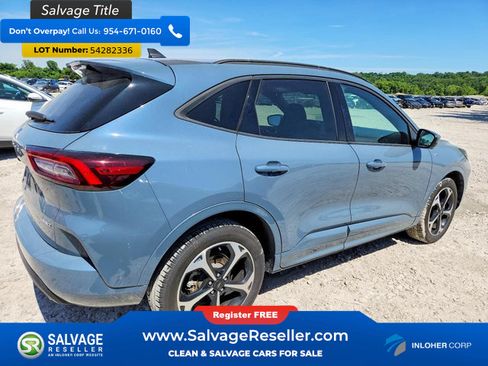 Used 2023 Ford Escape ST-Line Elite w/ Premium Technology Package AWD/4WD image 4