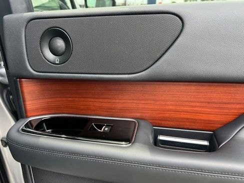 Used 2022 Lincoln Navigator L Reserve image 52