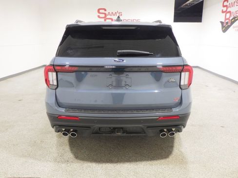 Used 2025 Ford Explorer ST w/ Sun And Sound Package AWD/4WD image 3