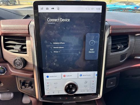 Used 2023 Ford Expedition Limited RWD image 25