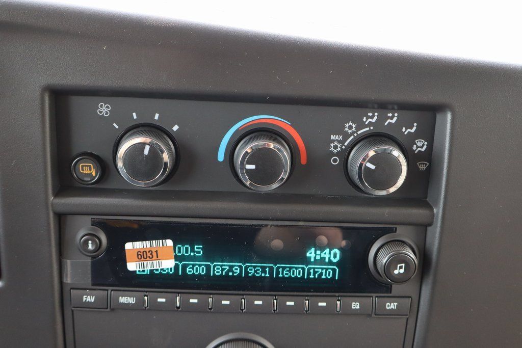 New 2025 Chevrolet Express 3500 w/ Chrome Appearance Package RWD image 6