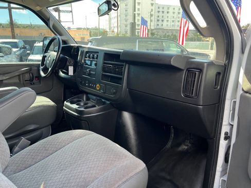 Used 2021 Chevrolet Express 2500 w/ Driver Convenience Package image 13