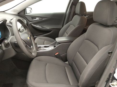 Used 2023 Chevrolet Malibu LT FWD image 17