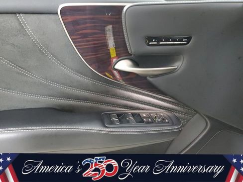 Used 2020 Lexus LS 500 w/ Interior Upgrade Package RWD image 18