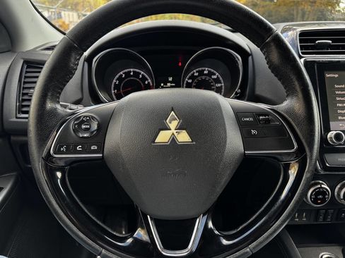 Used 2021 Mitsubishi Outlander Sport SE image 16