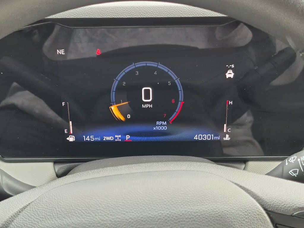 Used 2025 Chevrolet TrailBlazer LT AWD/4WD image 21