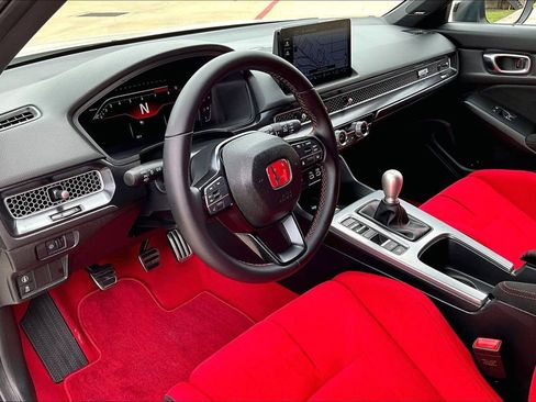 Used 2025 Honda Civic Type R image 19