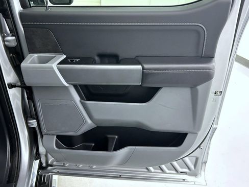 Used 2025 Ford F150 XLT w/ Equipment Group 301A Standard image 17