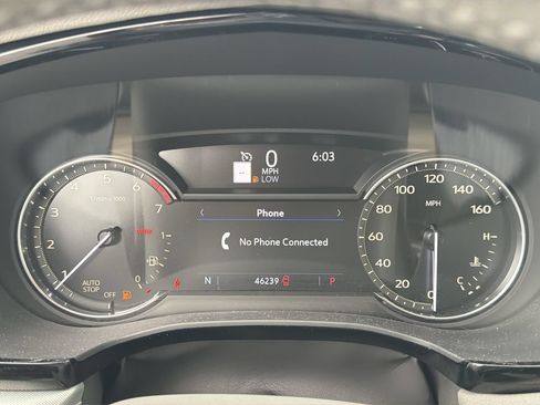 Used 2020 Cadillac XT5 Premium Luxury w/ LPO, Floor Liner Package FWD image 33