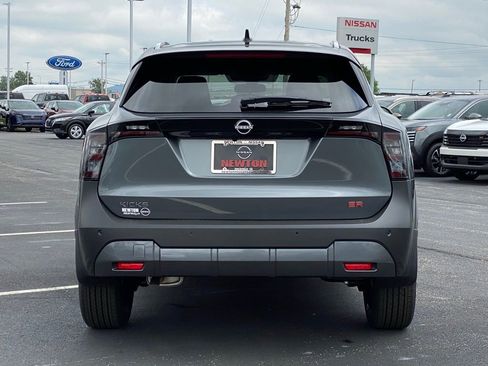 New 2025 Nissan Kicks SR w/ SR Premium Package image 5