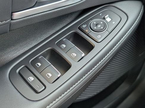 New 2025 Hyundai Sonata Limited image 23