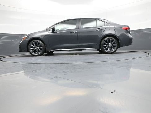 Certified 2024 Toyota Corolla SE FWD image 32