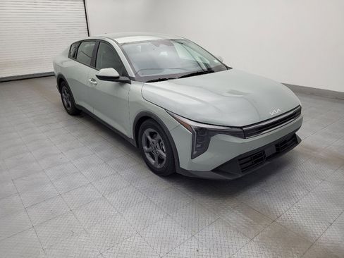 Used 2025 Kia K4 LXS image 13