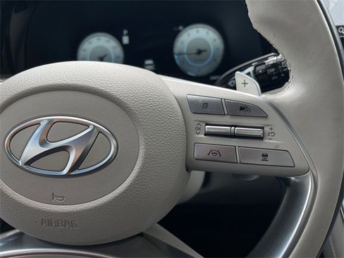Used 2023 Hyundai Palisade Calligraphy image 16