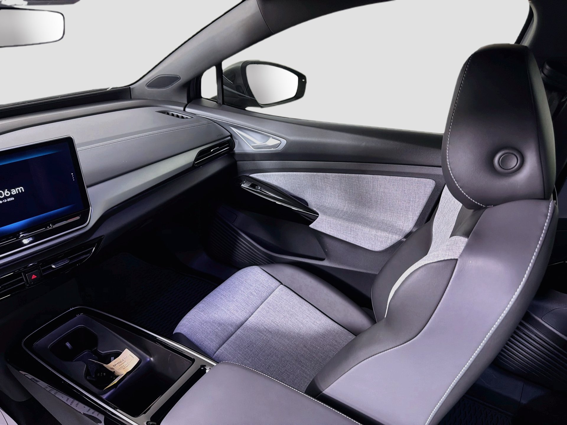 Certified 2025 Volkswagen ID.4 Pro RWD image 23