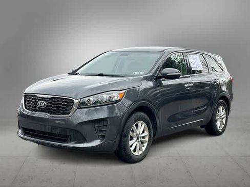 Used 2019 Kia Sorento LX image 1