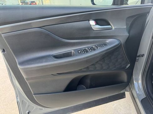 Used 2023 Hyundai Santa Fe SEL FWD image 4