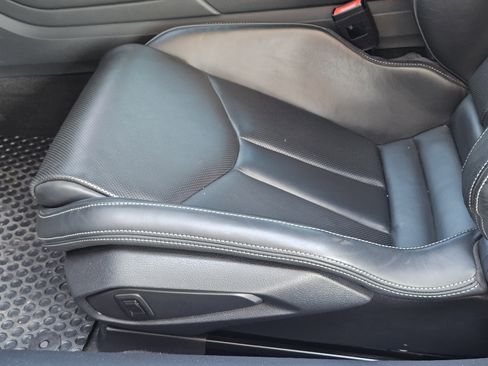 Used 2018 Audi R8 V10 plus w/ 20" Wheel Package image 26