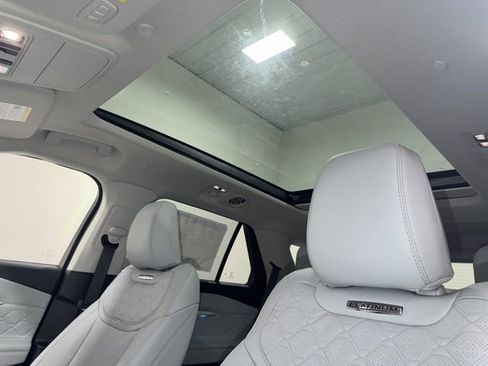 New 2026 Ford Explorer Platinum w/ LUX Leather Package AWD/4WD image 15
