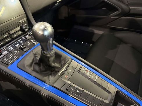 Used 2025 Porsche 718 Cayman GTS RWD image 28