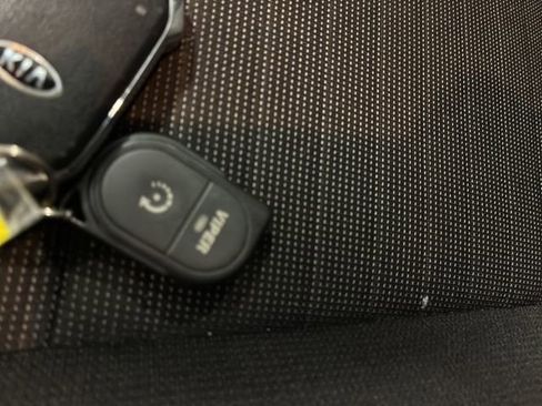 Used 2021 Kia Sportage LX w/ LX AWD Popular Package image 23