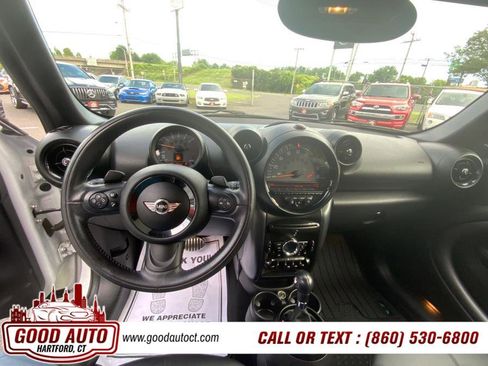 Used 2015 MINI Cooper Countryman S image 4