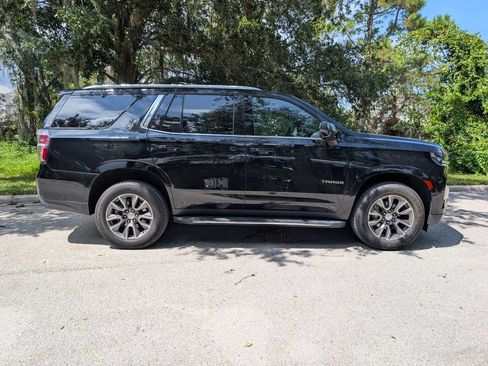 Used 2022 Chevrolet Tahoe LT w/ Luxury Package AWD/4WD image 10